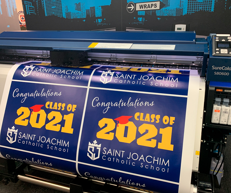 High-quality prints with 98% Pantone color accuracy